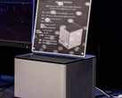 El Abee AI Station parece ser más alto que muchos mini PC AMD Strix Halo de la competencia. (Fuente de la imagen: Abee vía @9550pro)