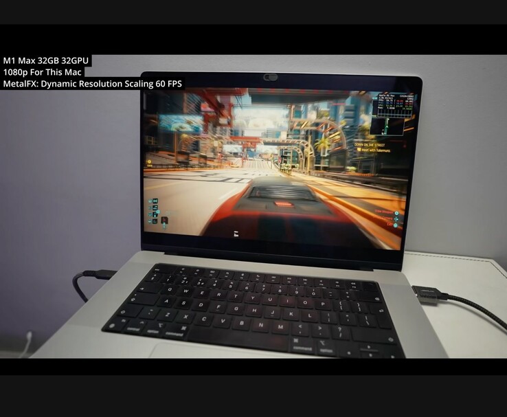 Cyberpunk 2077 ejecutándose en un MacBook Pro M1 Max (32 GB de RAM, GPU de 32 núcleos) a 1080p utilizando el escalado dinámico de resolución MetalFX. El juego mantiene un rendimiento fluido de 60 FPS, lo que demuestra la potencia de los primeros Silicon Apple para juegos AAA nativos. (Fuente de la imagen: