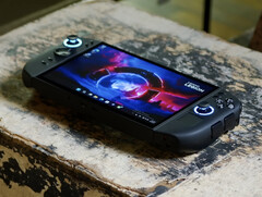 Se espera que la Legion Go 2 también reciba una versión SteamOS más barata, al igual que la Legion Go S anterior. (Fuente de la imagen: Notebookcheck)