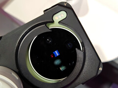 Un vistazo a la parte trasera del Vivo X300 Max.