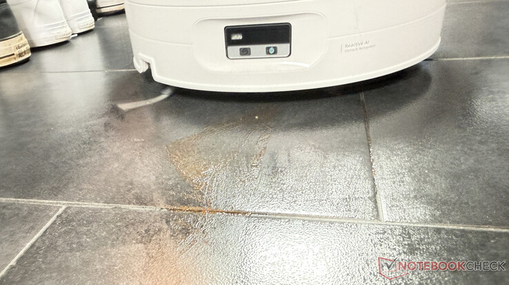 Buen rendimiento de limpieza gracias al rodillo para manchas grasas