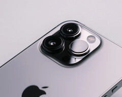 Apple se espera que introduzca cámaras nativas de 48 MP a finales de este año en la serie iPhone 14 Pro. (Fuente de la imagen: Howard Bouchevereau)