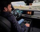 BMW permitirá a los conductores ver vídeos en sus pantallas de infoentretenimiento mientras utilizan las funciones de autoconducción de Nivel 3. (Fuente de la imagen: BMW)