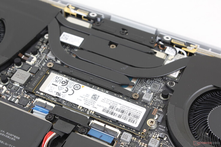 El modelo sólo admite una única unidad SSD M.2 sin disipador térmico ni refrigeración dedicados