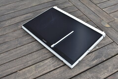 Acer ConceptD 3 Ezel: modo tableta