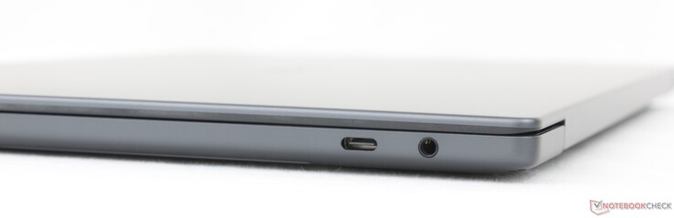 Derecha: USB-C Thunderbolt 4 con DisplayPort 2.1 + Power Delivery, audio combinado de 3,5 mm