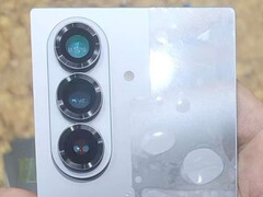 El Galaxy Z Fold7 ya ha sido visto en Internet. (Fuente de la imagen: Weibo)