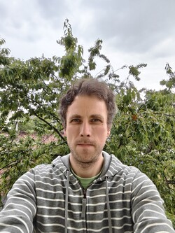 Selfie tomada con la cámara frontal del Oppo Pad Mini