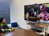 The Weeknd jugando a Persona 4 Revival en el estudio de Sega Atlus