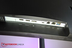Puertos en la parte inferior izquierda: 2x HDMI, DP, USB-C, USB-B, LAN, 2x USB-A