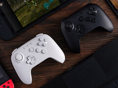 El mando Bluetooth 8BitDo 64 ya está disponible en EE.UU. y el Reino Unido. (Fuente de la imagen: 8BitDo)