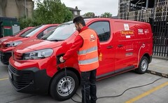Una furgoneta eléctrica de Royal Mail, uno de los 7.000 vehículos eléctricos de la flota de la empresa en el Reino Unido (Fuente de la imagen: Royal Mail)