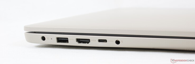 Izquierda: adaptador de CA, USB-A 2.0, HDMI, USB-C 3.2 Gen. 1, audio combinado de 3,5 mm