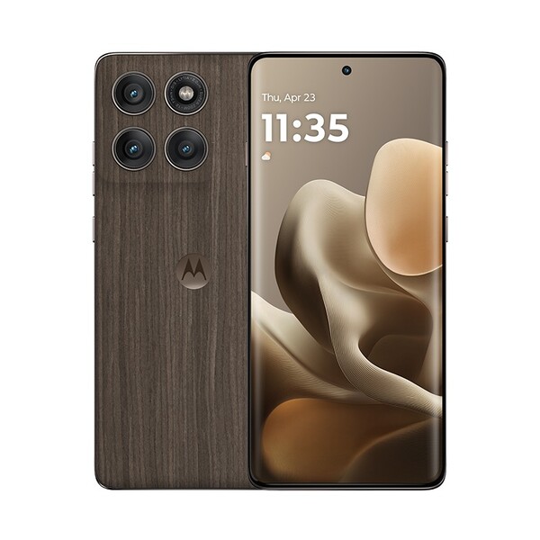 El Motorola Edge 60 Pro en madera de nogal Basswood. (Fuente de la imagen: Motorola)