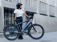 Stromer ha presentado la bicicleta eléctrica ST5 Alinghi Red Bull Racing Edition. (Fuente de la imagen: Stromer)
