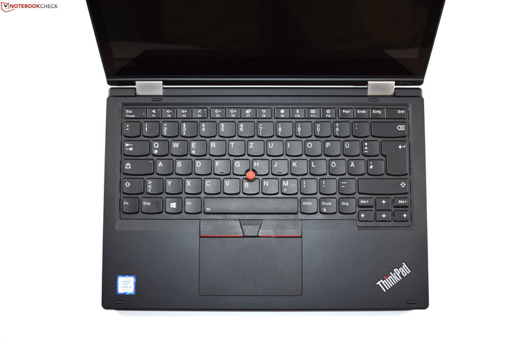 El área del teclado ThinkPad L380 Yoga