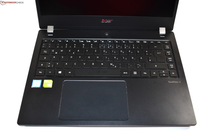 Área del teclado Acer TravelMate X3410