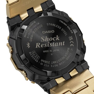 El G-Shock GMW-BZ5000GD-9 cuenta con un fondo de caja atornillado. (Fuente de la imagen: Casio)