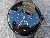 El Pixel Watch sigue recibiendo actualizaciones mensuales. (Fuente de la imagen: NotebookCheck)