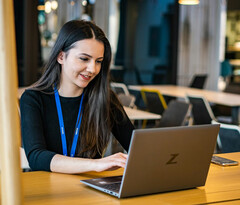 Una nueva ley de la UE gravará los residuos digitales para satisfacer la creciente demanda energética de los centros de datos de IA