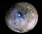Una representación cromática mejorada del planeta enano Ceres (Fuente de la imagen: NASA, JPL-Caltech, UCLA, MPS, DLR e IDA)