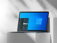 Las nuevas versiones beta introducen más restricciones en las cuentas locales. En la imagen: un portátil con Windows 11. (Fuente de la imagen: Microsoft)