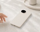 El Sharp Aquos Wish 6 presenta un diseño inusual con un módulo de cámara redondo.