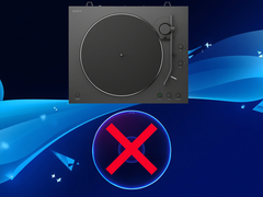 El tocadiscos de vinilo de Sony que se muestra arriba, junto al disco de juego de la PS5