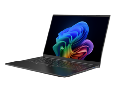 El Acer Swift Go 16 AI cuenta con una pantalla OLED de 16 pulgadas y 120 Hz (Fuente de la imagen: Acer)