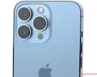 Apple utilizó por última vez el azul cielo en un iPhone para su generación iPhone 13 Pro. (Fuente de la imagen: Notebookcheck)