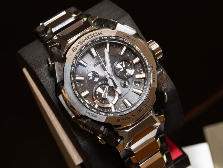 Una foto del reloj Casio G-Shock MTG-B4000D-1A. (Fuente de la imagen: Impress Watch)