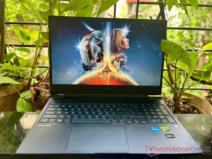 HP Victus 16 HP Victus 16