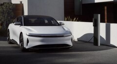 La línea Lucid Air 2024 presume de una impresionante autonomía gracias a su excelente eficiencia. (Fuente: Lucid)