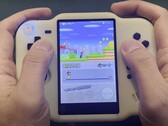 MagicX Touch Zero 40: Nuevo dispositivo portátil para juegos en acción. (Fuente de la imagen: S1eepy, YouTube)