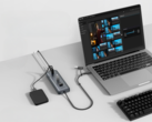 El concentrador de datos USB-C de Anker (8 en 1, 5 Gbps) tiene un puerto PD-IN de 100 W para el cargador de su portátil. (Fuente de la imagen: Anker)