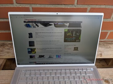 Dell Inspiron 14 7400 - Uso en exteriores