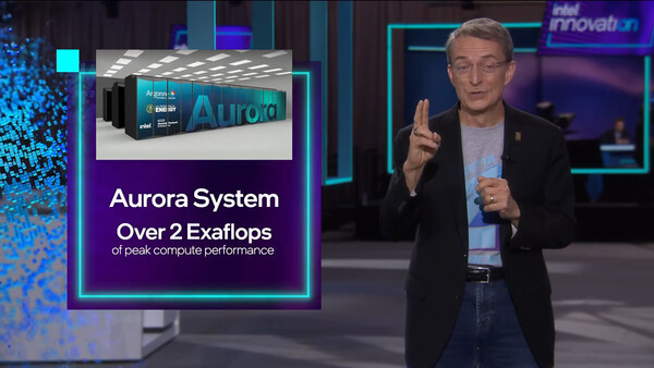 Aunque los procesadores Xeon Phi "Knight's Hill" previstos originalmente para Aurora nunca llegaron a materializarse, Intel ha seguido elevando el objetivo de rendimiento del sistema en los años transcurridos desde entonces. (Imagen: Intel)