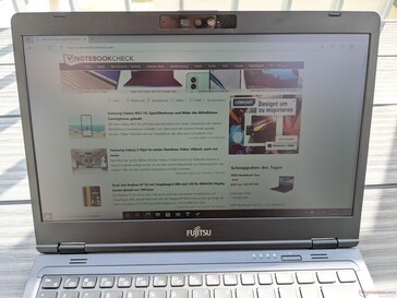 Fujitsu LifeBook U7311 - Uso en exteriores