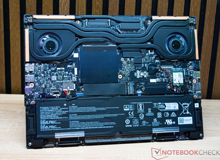 Stealth 16 de 2023 para comparar