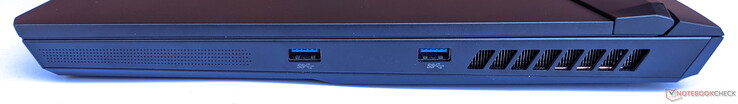 Lado derecho: 2x USB Tipo-A 3.2 Gen. 1