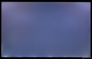 Sangrado de contraluz visto a lo largo del borde inferior bajo exposición prolongada