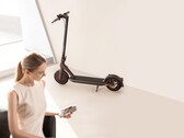 El Xiaomi Electric Scooter 4 Pro tendrá una autonomía de 55 km (~34 millas) tras una actualización OTA en agosto. (Fuente de la imagen: Xiaomi)