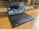 Estreno del Core i7-1355U: Análisis del convertible Lenovo Yoga 7 16IRL8