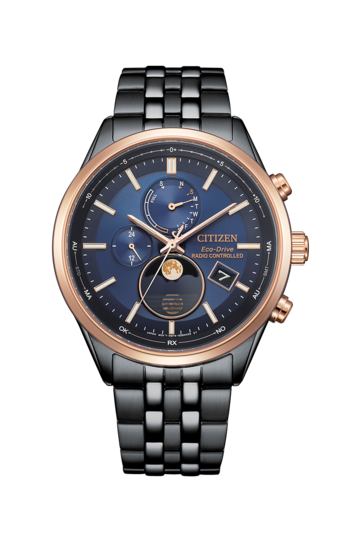 Reloj Citizen BY1036-53L Eco-Drive con fase lunar, esfera azul, caja y brazalete de acero inoxidable negro, bisel en tono oro rosa, indicador analógico de la fase lunar, dos subesferas y ventana de fecha.