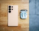El sucesor del Samsung Galaxy S26 Ultra que aparece en la imagen recibirá un nuevo módulo de cámara.