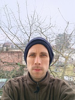 Selfie con la cámara de 50 MP utilizando pixel binning