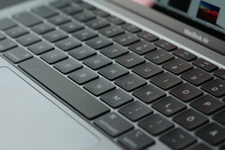 Review: Apple MacBook Air 2020 Core i5