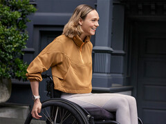 Las actualizaciones anteriores para el Venu 3 y el Venu 3S podían provocar la activación del modo silla de ruedas durante las actividades de natación. (Fuente de la imagen: Garmin)