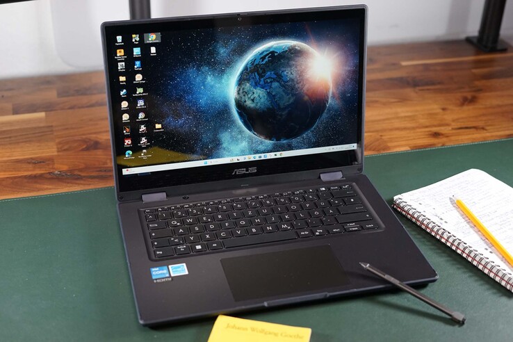 Asus BR1402FG - Convertible especialmente robusto para estudiantes Asus BR1402FG - Convertible especialmente robusto para estudiantes
