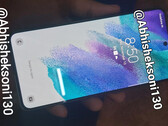 El Galaxy S21 FE en una de las fotos prácticas de @Abhisheksoni130. (Fuente de la imagen: @Abhisheksoni130)